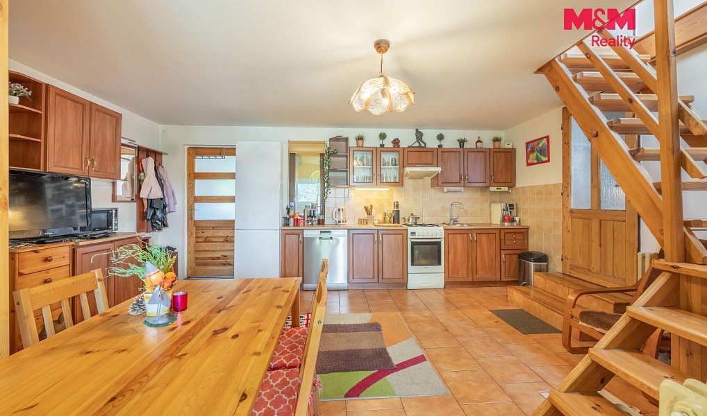 Prodej domu 105 m² s pozemkem 431 m², Statenice – náhled fotky 4