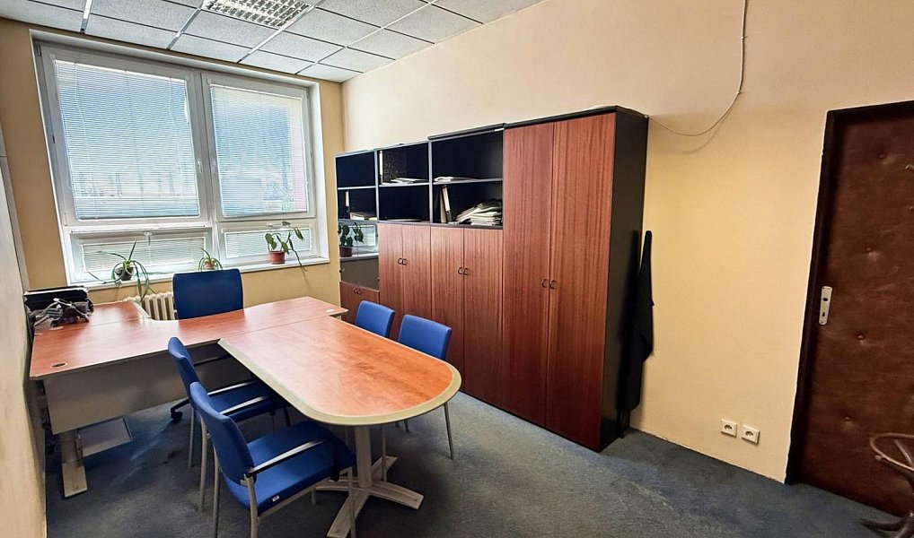 Prodej kanceláře 1 640 m², Tábor – náhled fotky 11