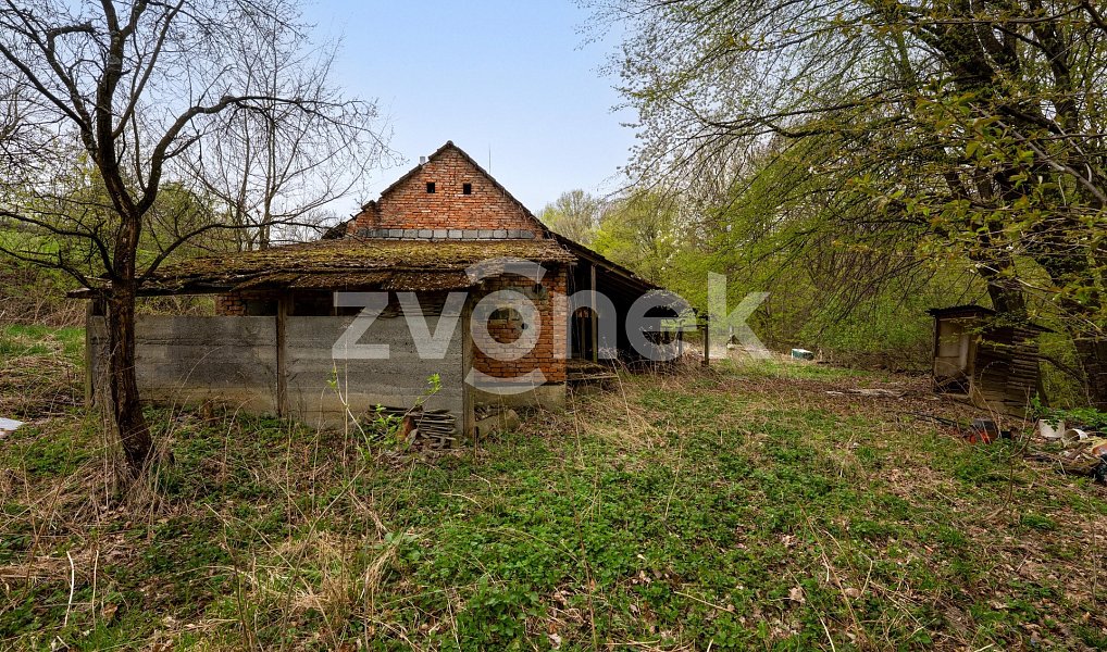 Prodej domu 210 m² s pozemkem 3 984 m², Březnice – náhled fotky 17