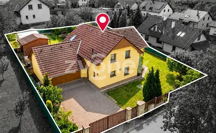 Prodej domu 186 m² s pozemkem 914 m², Kapradinová, Zlín - Mladcová