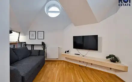 Pronájem bytu 2+kk 48 m², Tyršova, Praha 2 - Nové Město