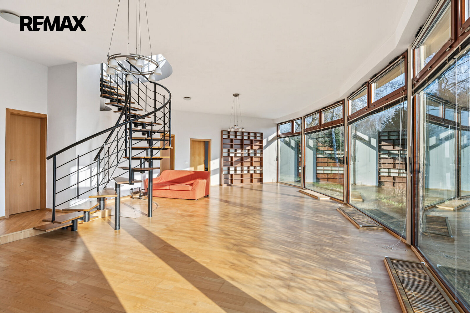Prodej domu 311 m² s pozemkem 4 029 m² – fotografie 3