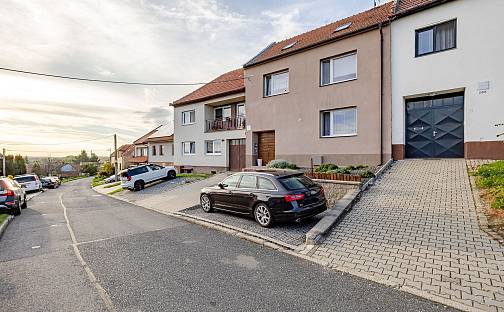 Prodej domu 175 m² s pozemkem 347 m², Popovice