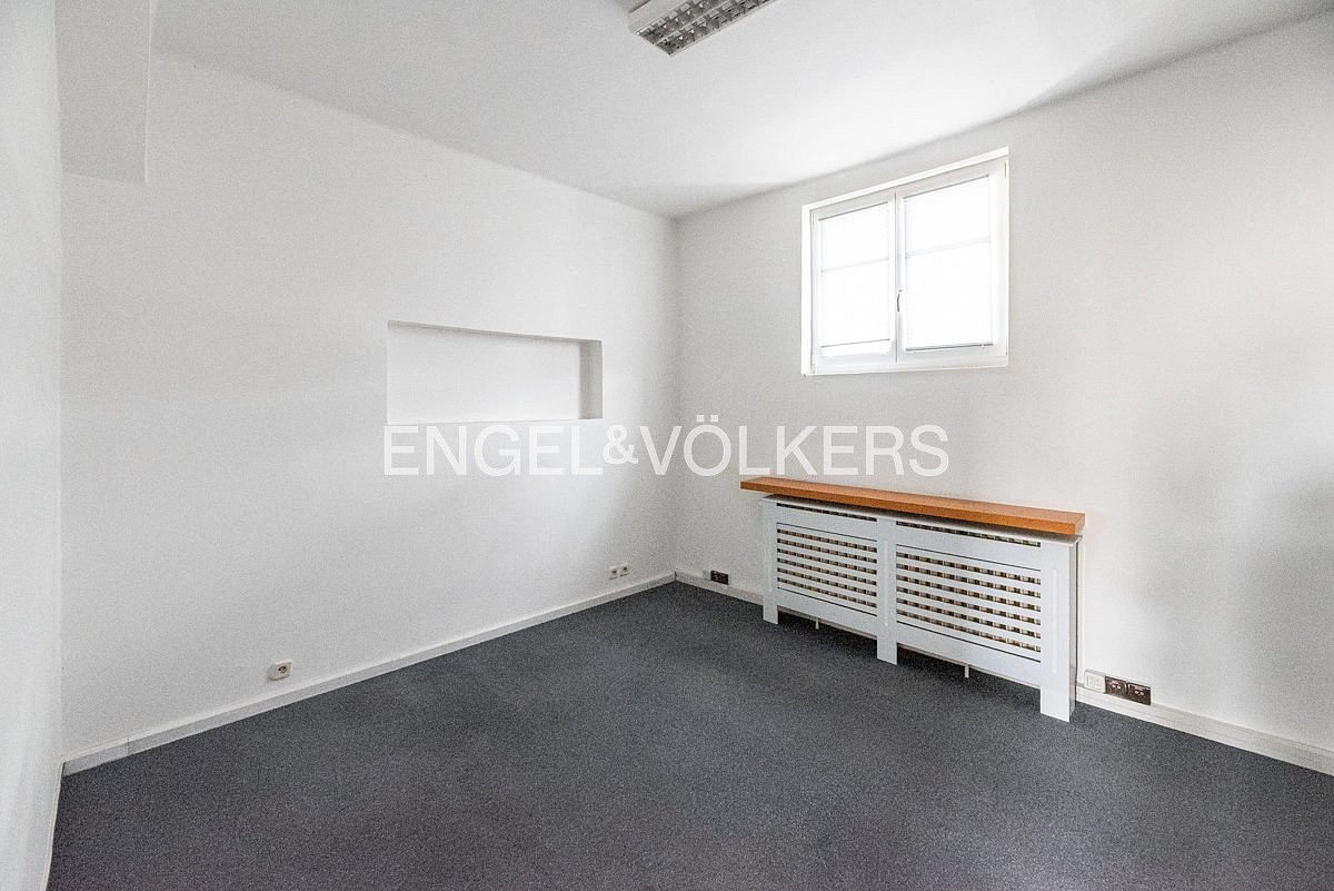 Pronájem kanceláře 99 m² – fotografie 5