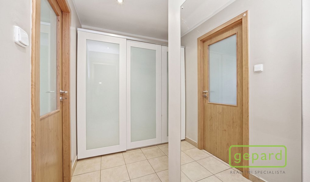 Prodej bytu 2+kk 47 m², Praha – náhled fotky 16