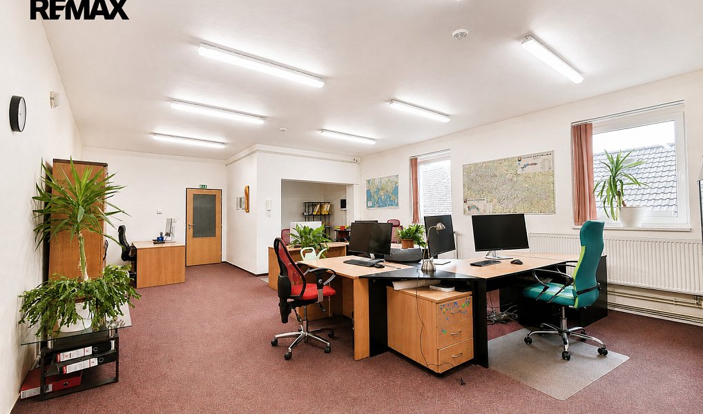 Pronájem domu 160 m² s pozemkem 1 570 m², Třebechovice pod Orebem – náhled fotky 26