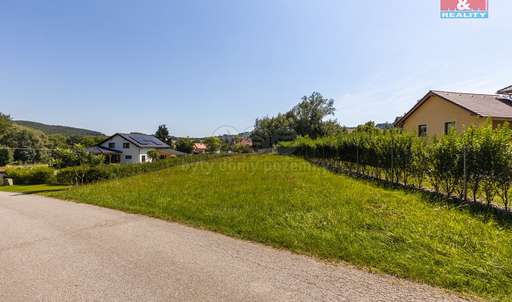 Prodej stavebního pozemku 1 240 m², Zálezly – náhled fotky 4