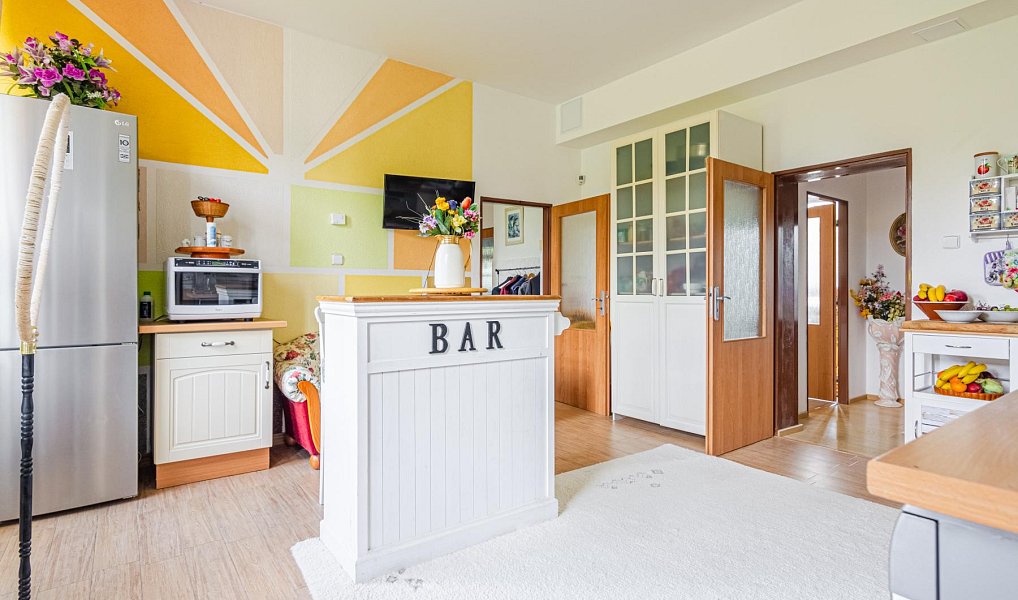 Prodej domu 358 m² s pozemkem 520 m², Slabce – náhled fotky 12