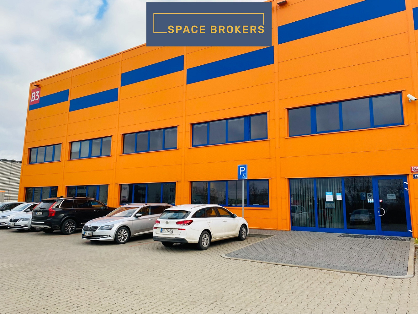 Pronájem obchodních prostor 350 m² — photo 5