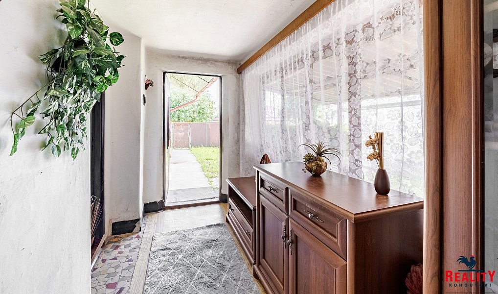 Prodej domu 143 m² s pozemkem 554 m², Roudná – náhled fotky 29