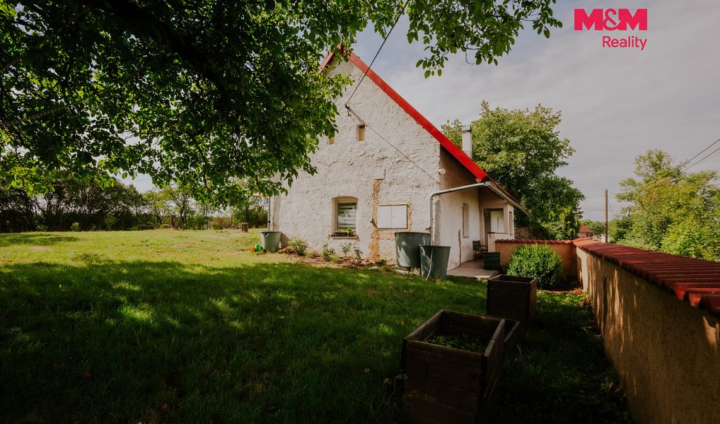 Prodej domu 250 m² s pozemkem 875 m², Kadov – náhled fotky 24