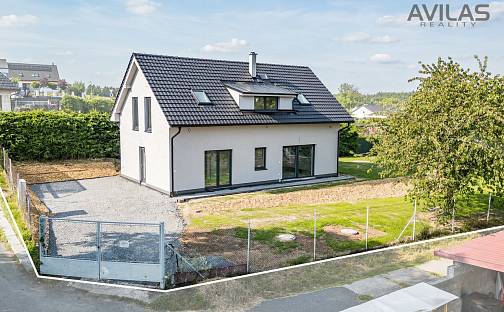 Prodej domu 142 m² s pozemkem 804 m², Kozmice, okres Benešov