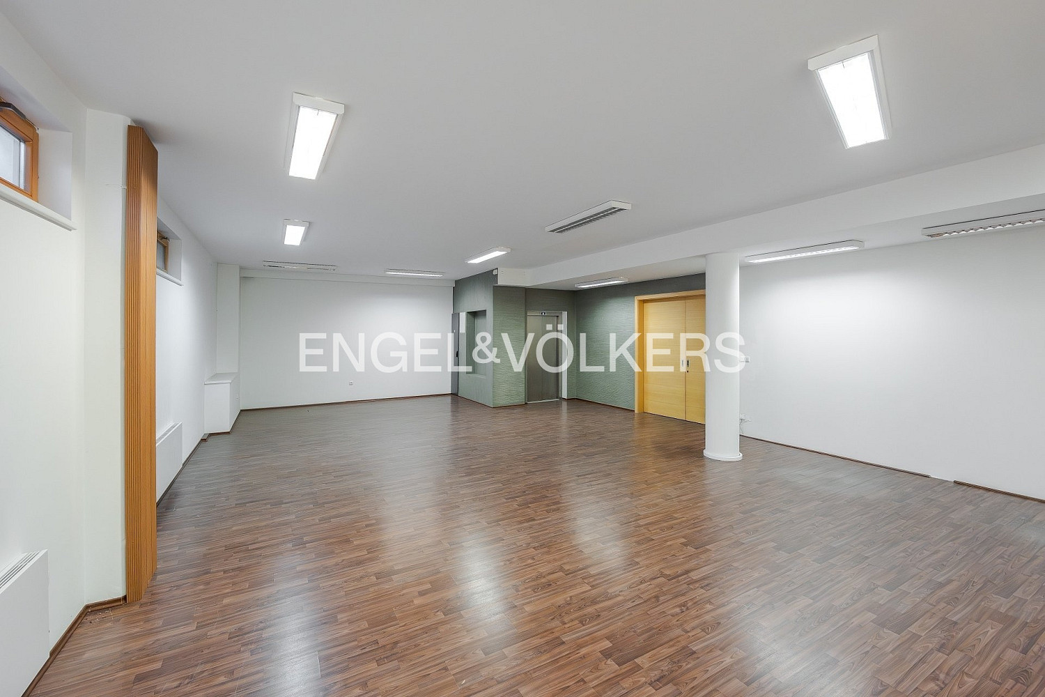 Pronájem obchodních prostor 84 m² – fotografie 3