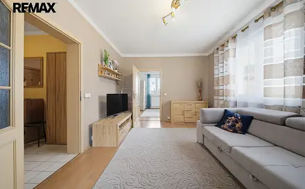 Prodej bytu 3+1 52 m², Obránců míru, Chodov, okres Sokolov