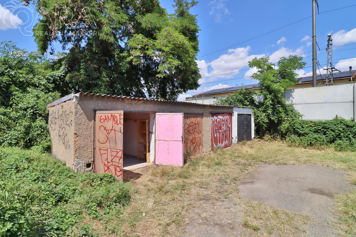 Prodej garáže 22 m2 v žádané lokalitě praha 6, ulice pod paťankou