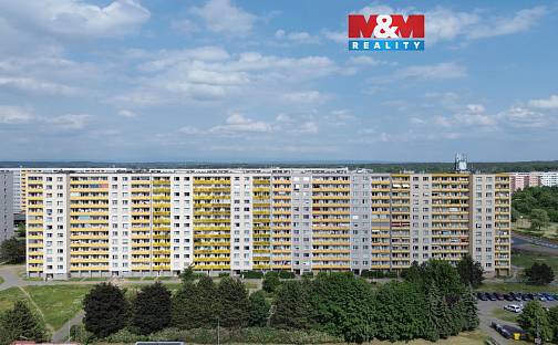 Pronájem bytu 2+kk 41 m², třída Edvarda Beneše, Hradec Králové - Třebeš