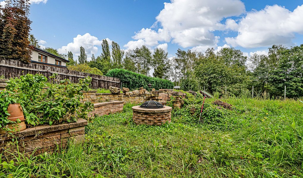 Prodej domu 850 m² s pozemkem 1 600 m², Nový Bor – náhled fotky 39