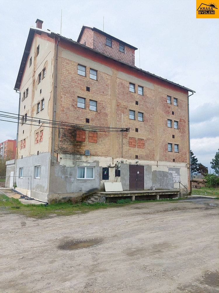 Prodej komerčního objektu (jiného typu) 2 771 m² — photo 4