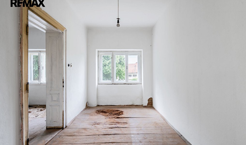 Prodej domu 220 m² s pozemkem 993 m², Kralice na Hané – náhled fotky 8