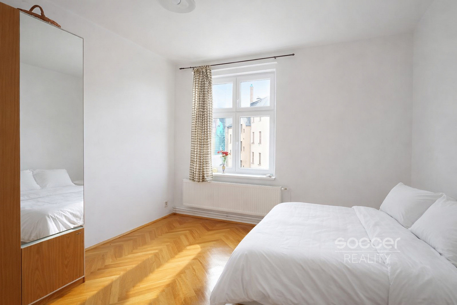 Pronájem bytu 2+1 55 m² – pohled 2