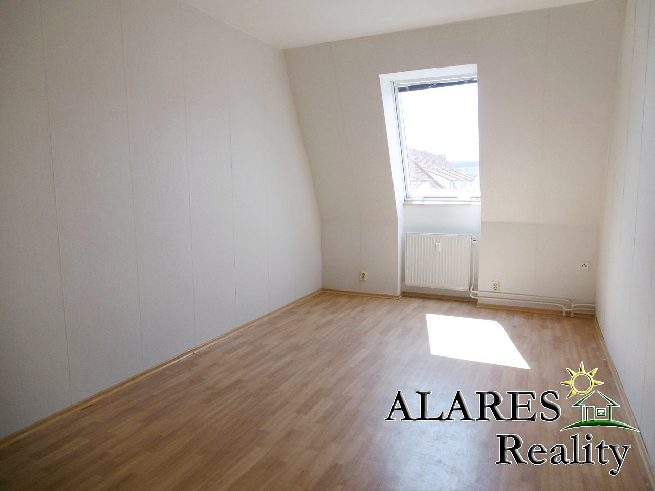 Pronájem bytu 2+kk 64 m² — photo 3