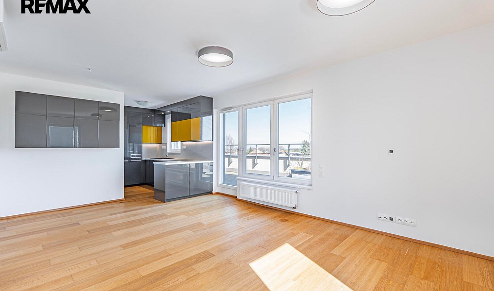 Prodej bytu 4+kk 99 m², Praha – náhled fotky 10