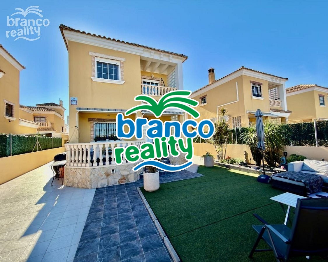Prodej domu 119 m² s pozemkem 250 m², El Raso