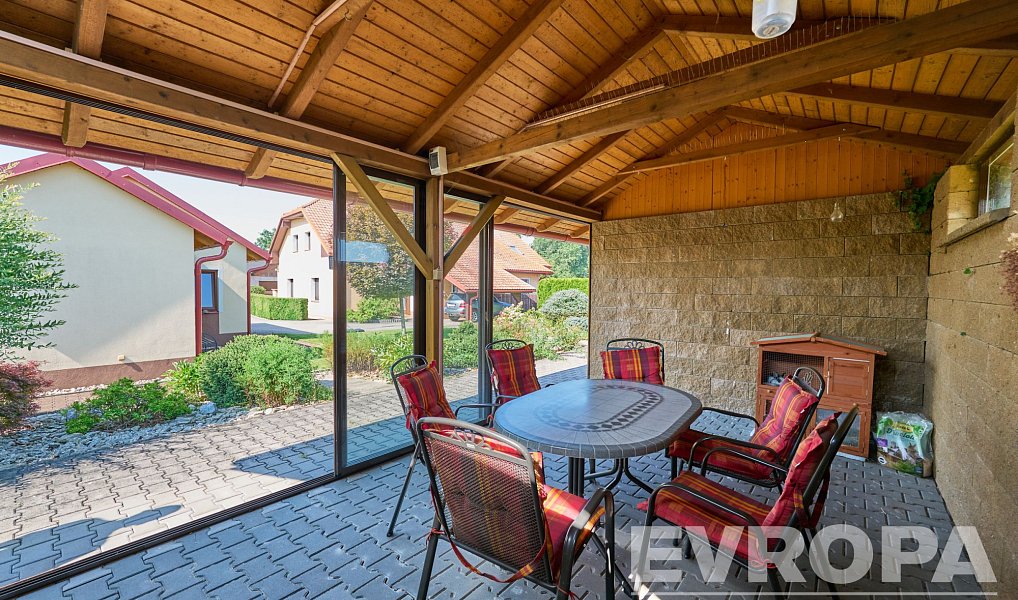 Prodej domu 155 m² s pozemkem 1 058 m², Roudnice – náhled fotky 24