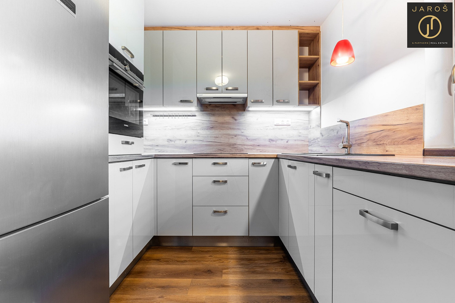 Prodej domu 102 m² s pozemkem 988 m² — photo 5