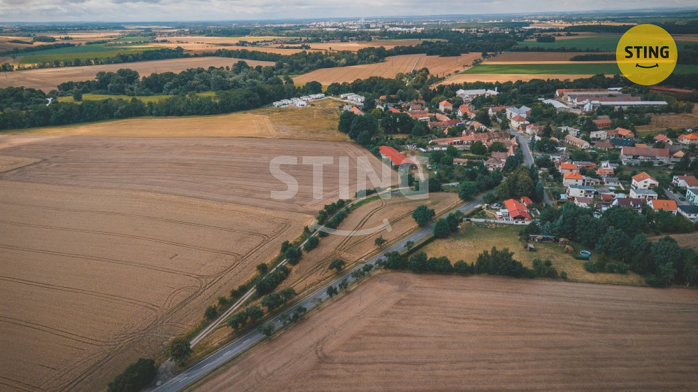 Prodej stavebního pozemku 1 740 m² – fotografie 3