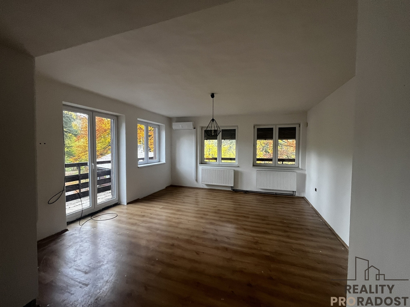 Prodej chaty/chalupy 948 m² s pozemkem 1 164 m²