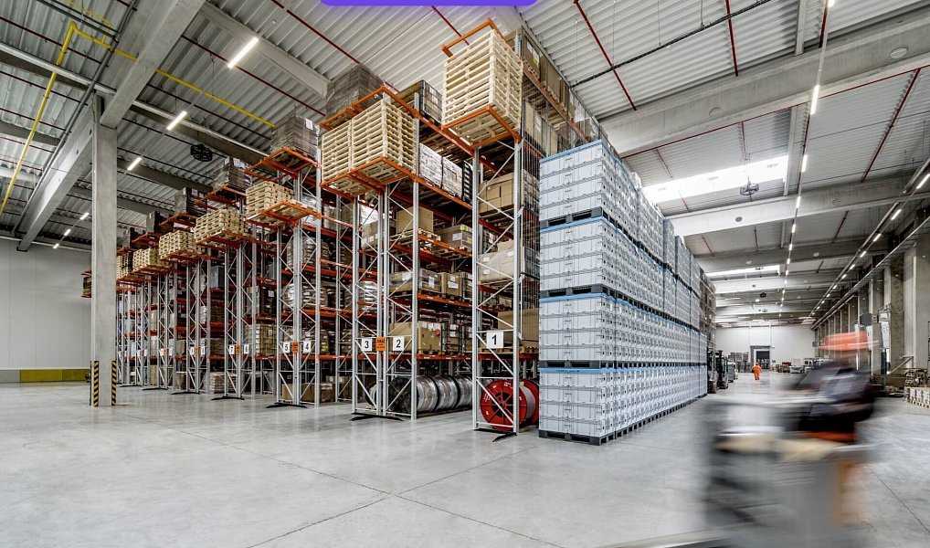 Pronájem skladovacích prostor 5 300 m², Krupka – náhled fotky 2