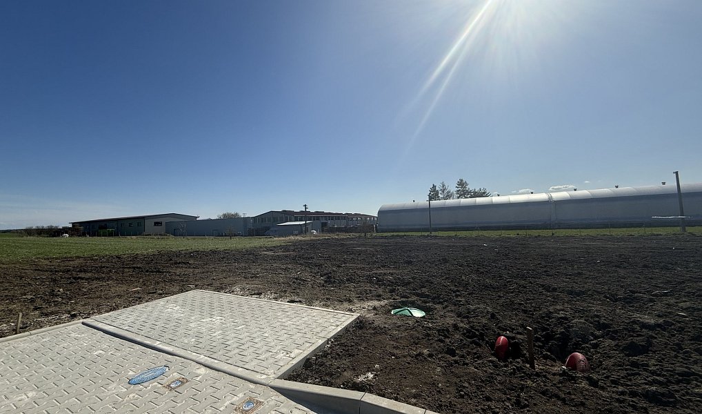 Prodej stavebního pozemku 1 420 m², Žerčice – náhled fotky 6