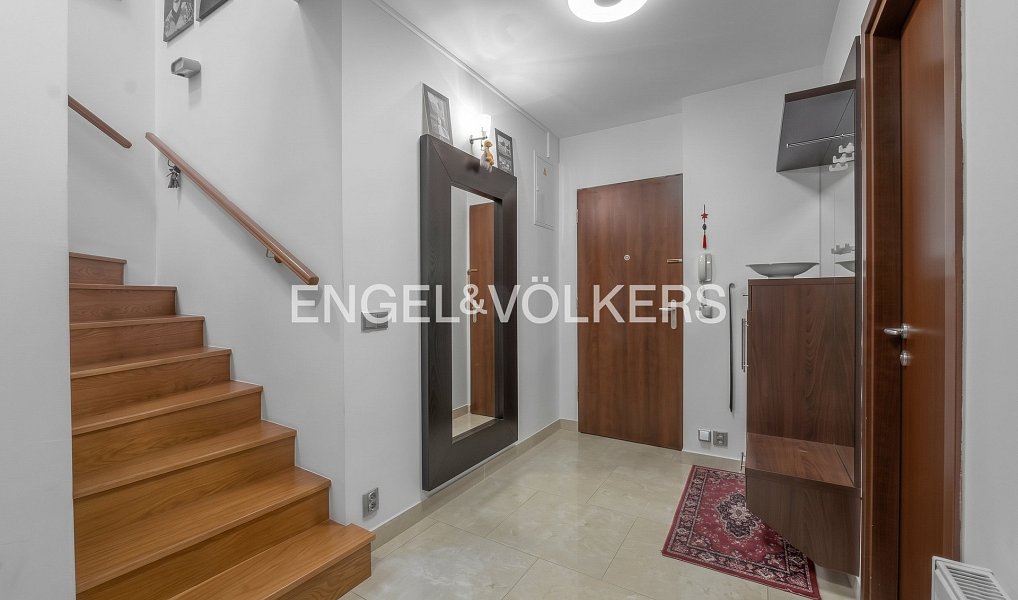 Prodej bytu 6+kk 161 m², Praha – náhled fotky 10