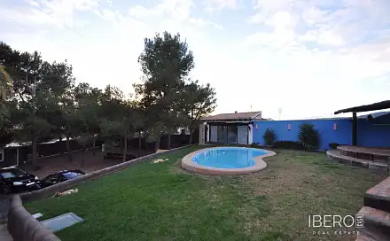 Prodej domu 140 m² s pozemkem 2 000 m², Monóvar, Španělsko