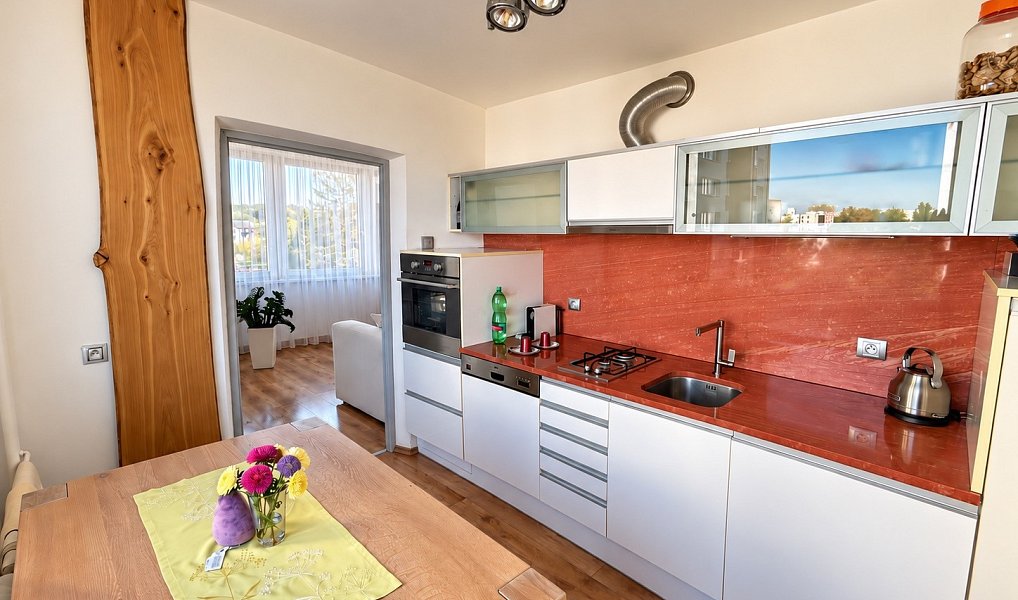 Prodej bytu 3+1 66 m², Hradec Králové – náhled fotky 3