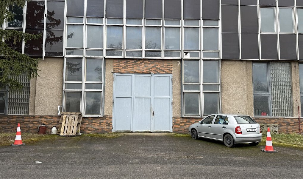 Pronájem skladovacích prostor 410 m², Žatec – náhled fotky 16
