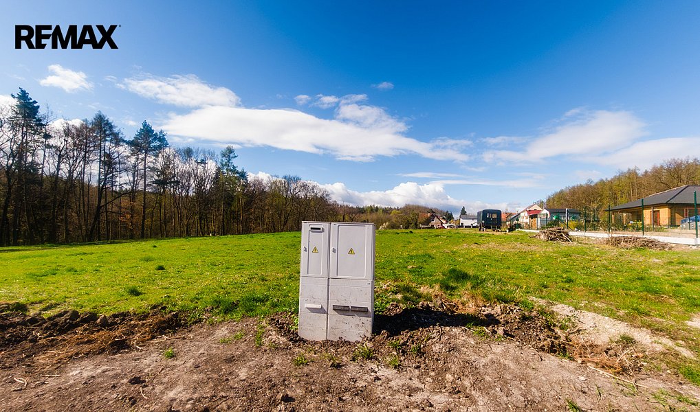 Prodej stavebního pozemku 1 431 m², Hradečno – náhled fotky 3