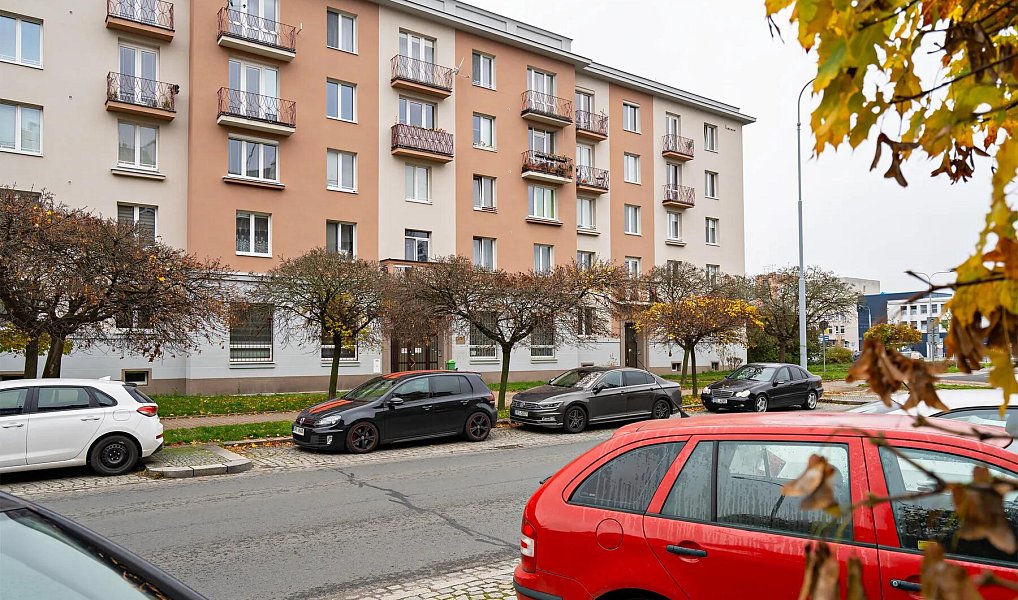Prodej bytu 2+1 60 m², Plzeň – náhled fotky 2