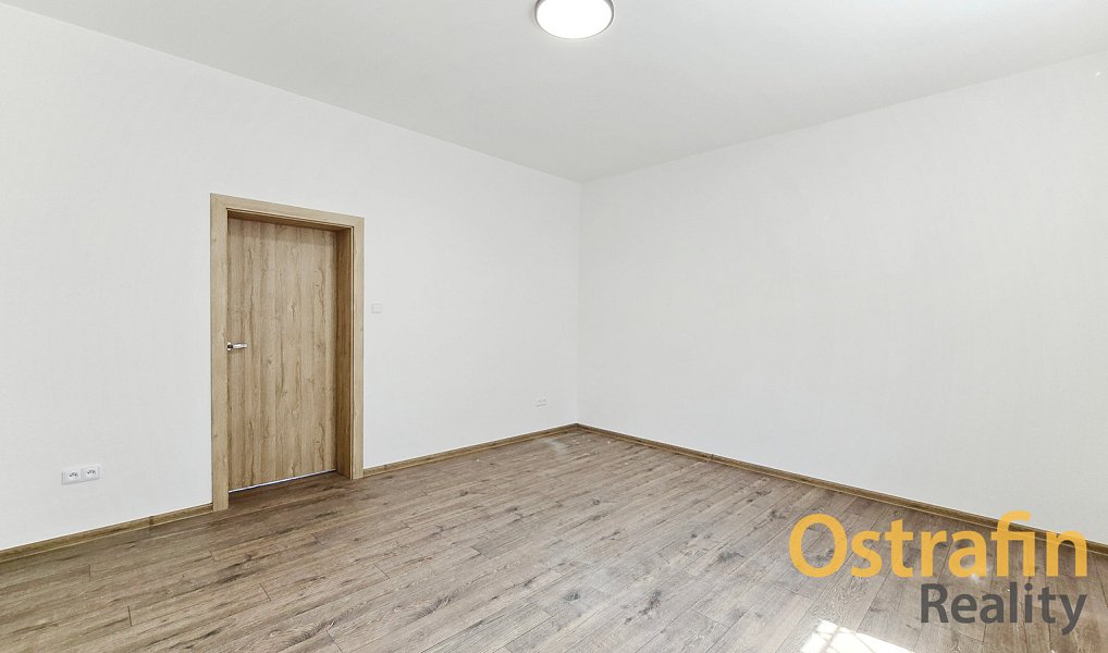 Pronájem kanceláře 90 m², Ostrava – náhled fotky 8