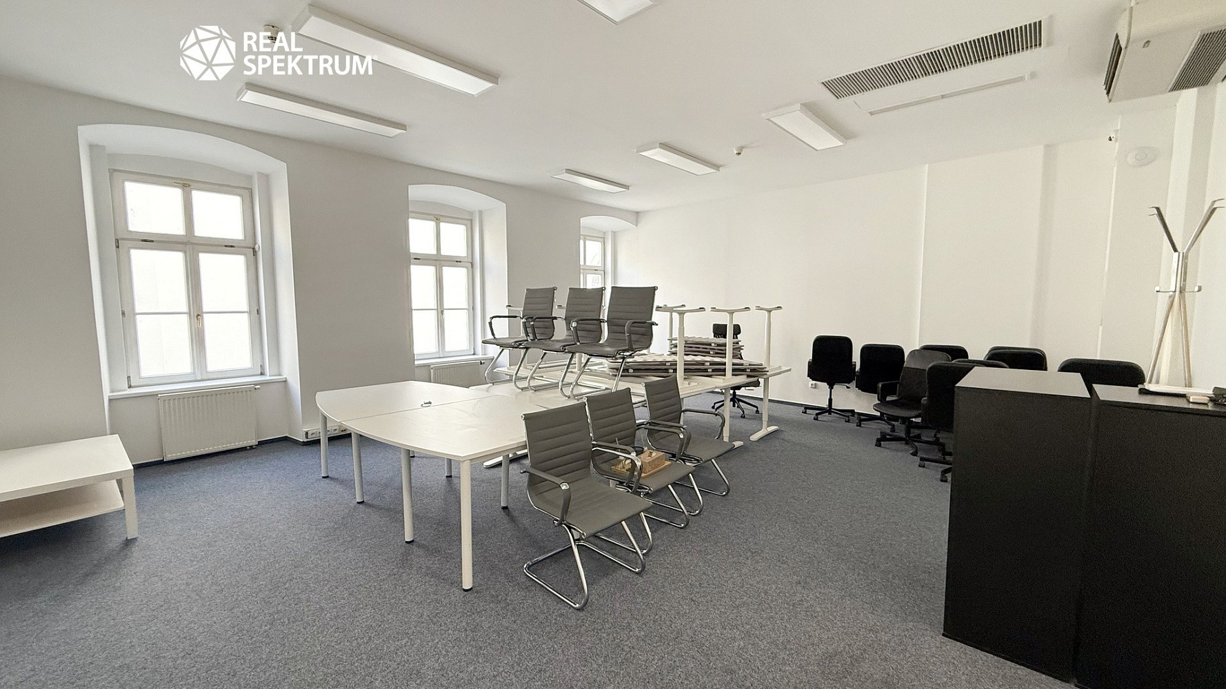 Pronájem kanceláře 86 m²