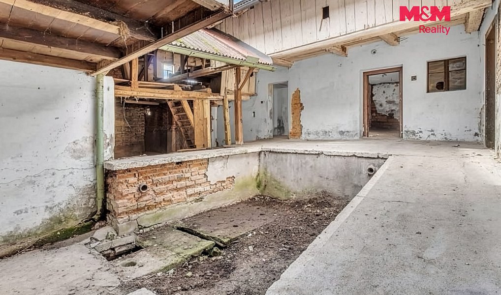 Prodej domu 130 m² s pozemkem 1 032 m², Sebranice – náhled fotky 14