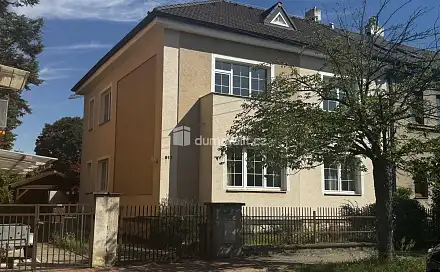 Pronájem kanceláře 290 m², Na Okrouhlíku, Pardubice - Bílé Předměstí