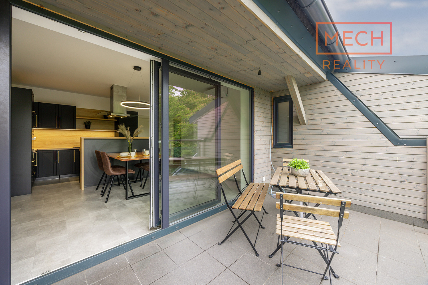 3 rooms, 124.0 m² in Ostrava