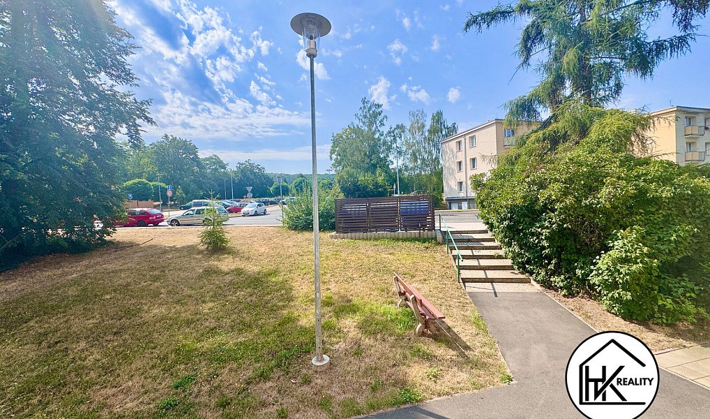 Pronájem bytu 1+kk 21 m², Teplice – náhled fotky 3