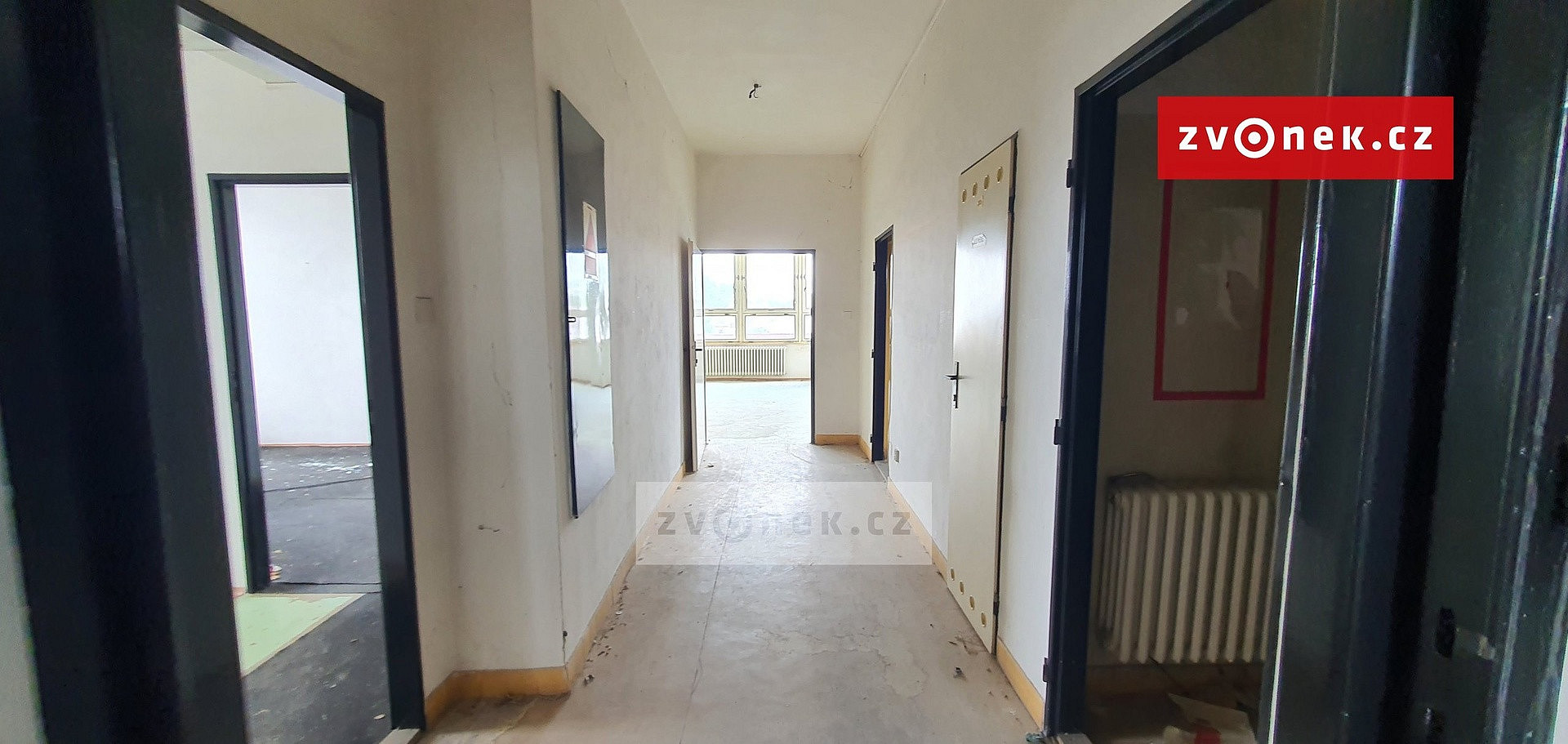 Pronájem obchodních prostor 275 m² – fotografie 4