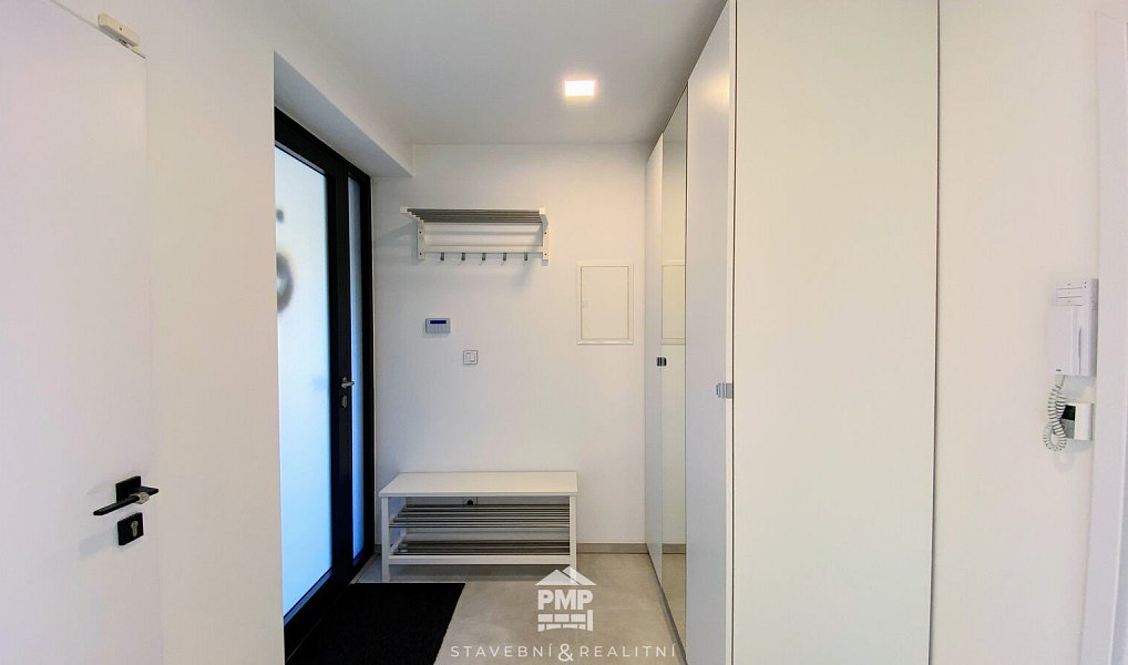 Pronájem bytu 2+kk 40 m², Brno – náhled fotky 11