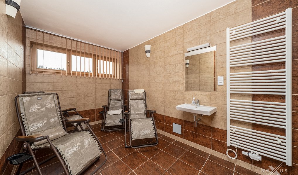 Prodej ubytovacího objektu 306 m², Kvilda – náhled fotky 7