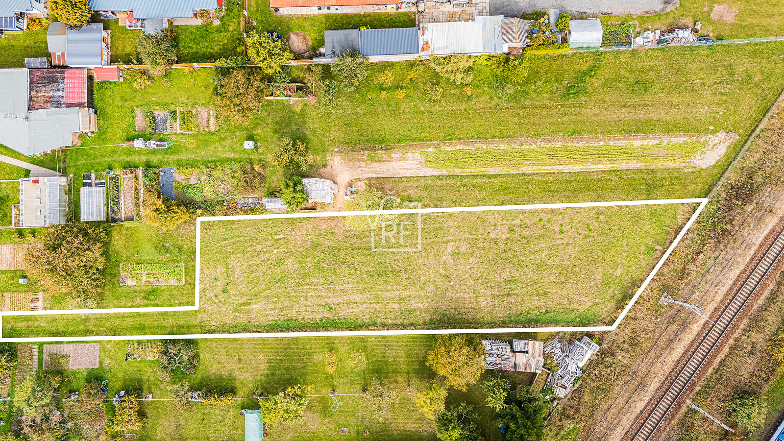 Prodej stavebního pozemku 1 384 m² – pohled 4