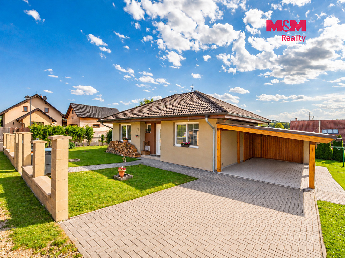 Prodej domu 112 m² s pozemkem 1 059 m² – fotografie 2